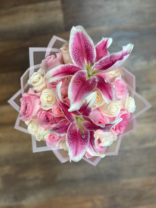 25ct roses + lilies
