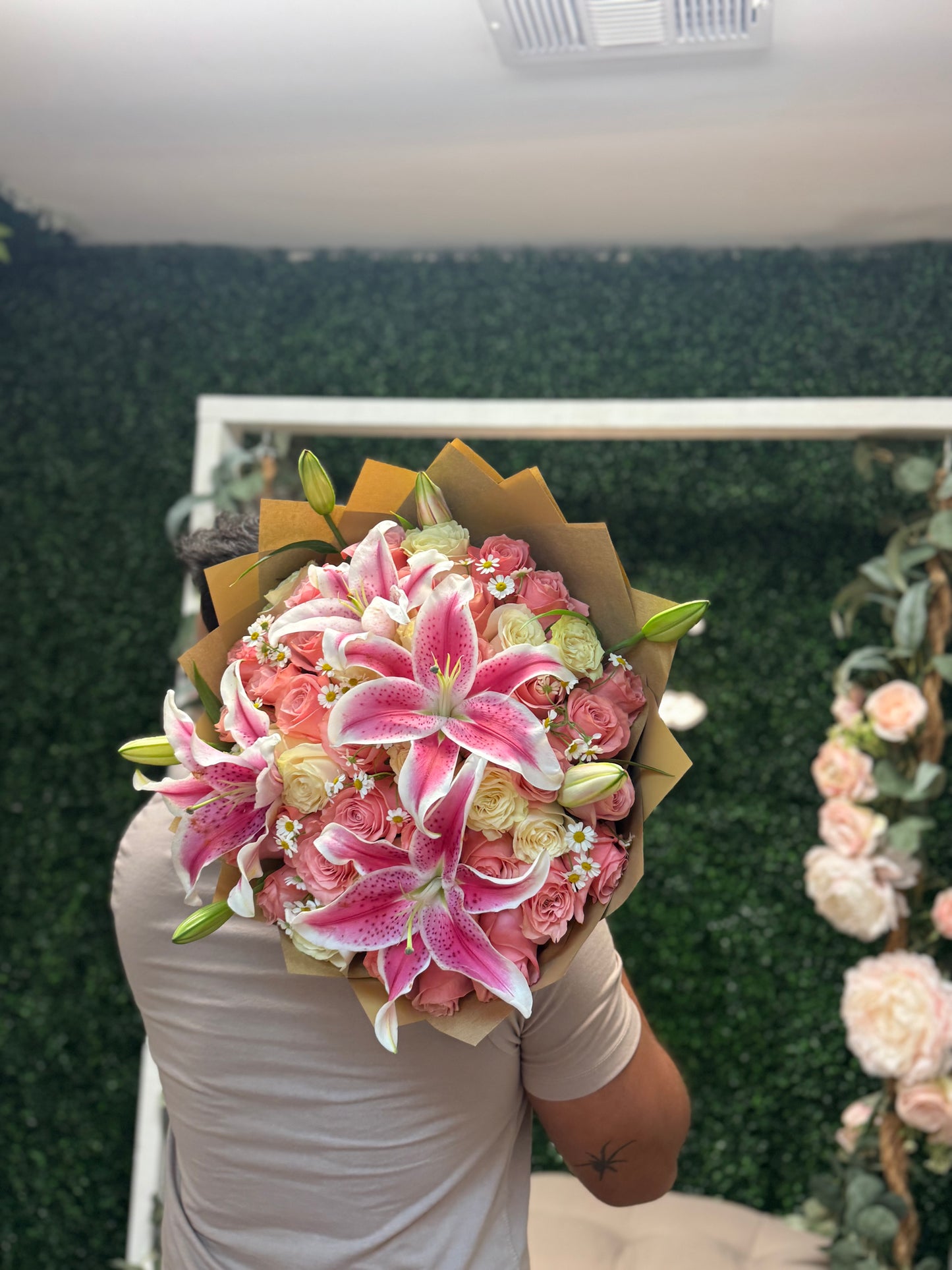 50ct roses + lilies